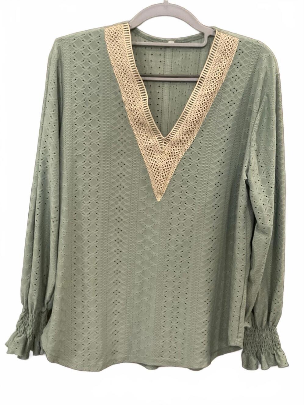 Womens Green Eyelet V Neck Long Sleeve Blouse Size L